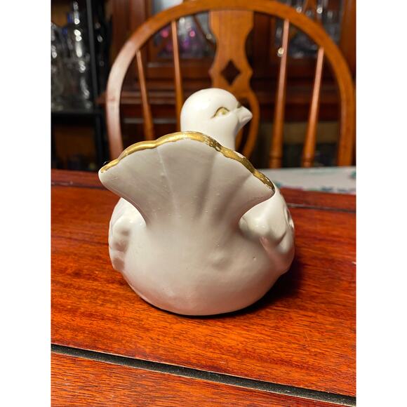 VTG White Ceramic Dove Bird with gold accents Reticulated side openings GUC - Picture 4 of 15